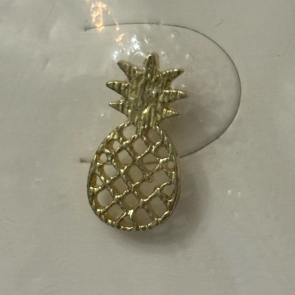 New Marley Lilly Pineapple Stud Earrings - Picture 2 of 4